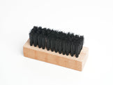 Magic Brush - For mesh/knit (soft bristles) - Sneads